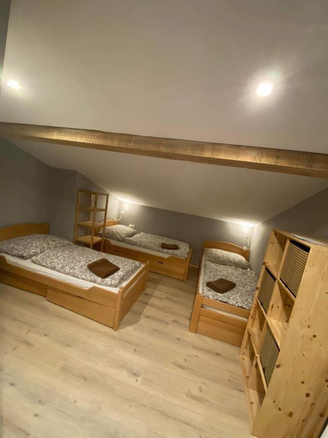 לינה וארוחת בוקר לאוגנג Haus Tirol מראה חיצוני תמונה
