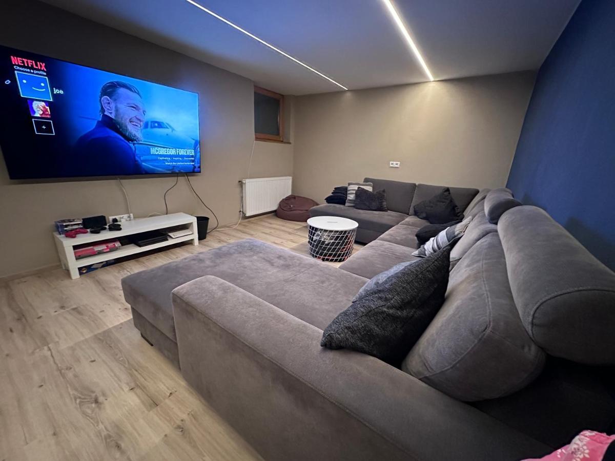 לינה וארוחת בוקר לאוגנג Haus Tirol מראה חיצוני תמונה