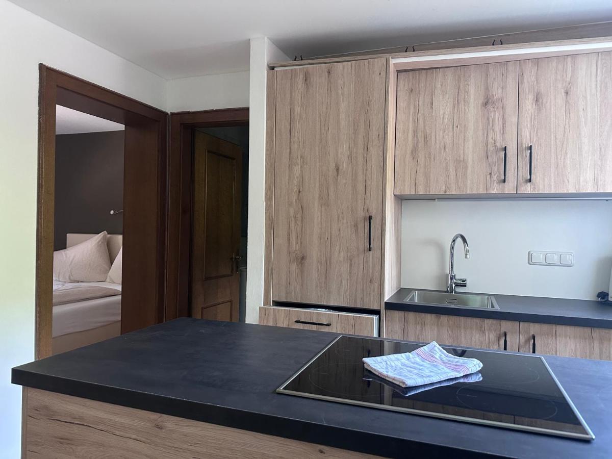 לינה וארוחת בוקר לאוגנג Haus Tirol מראה חיצוני תמונה