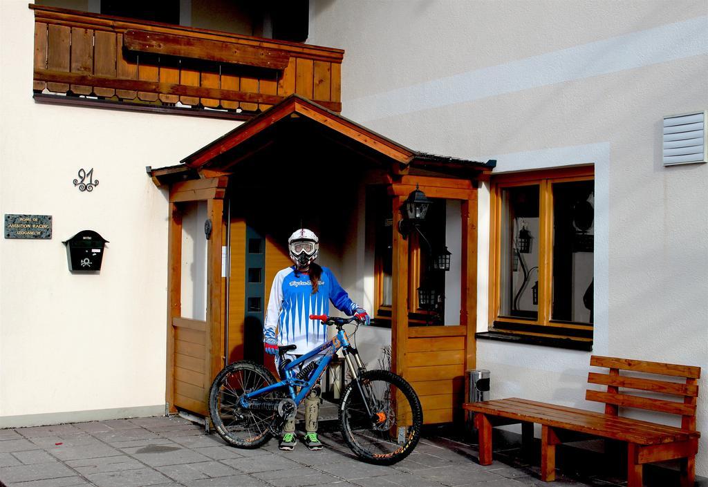 לינה וארוחת בוקר לאוגנג Haus Tirol מראה חיצוני תמונה